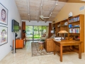 08Family Room01