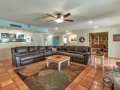 FamilyRoom02