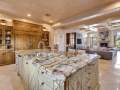 Kitchen-Family-Room-min