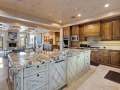 Kitchen-Family-Room02-min