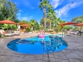 7437 N 71st Street